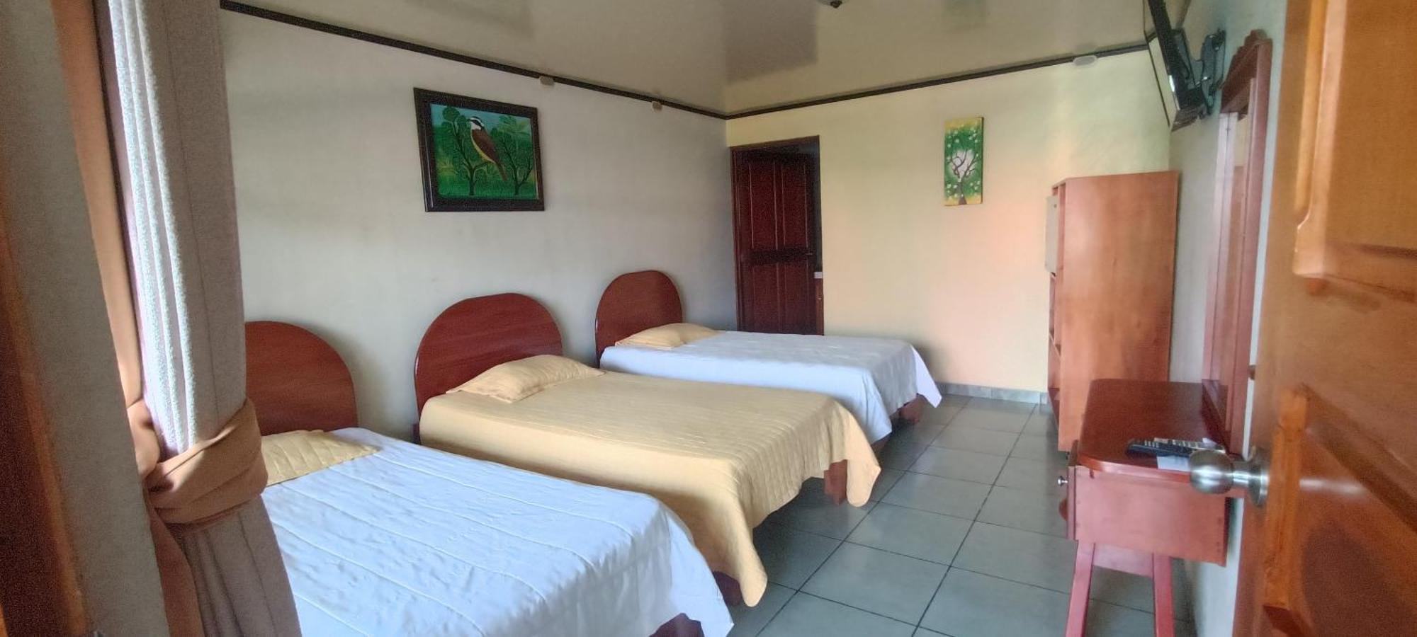 Fas Bnb & Off Site Thermal Resort La Fortuna 外观 照片
